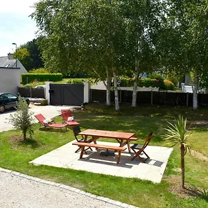 A 2mn De La Plage, Maison Avec Grand Terrain Clos , Plérin France